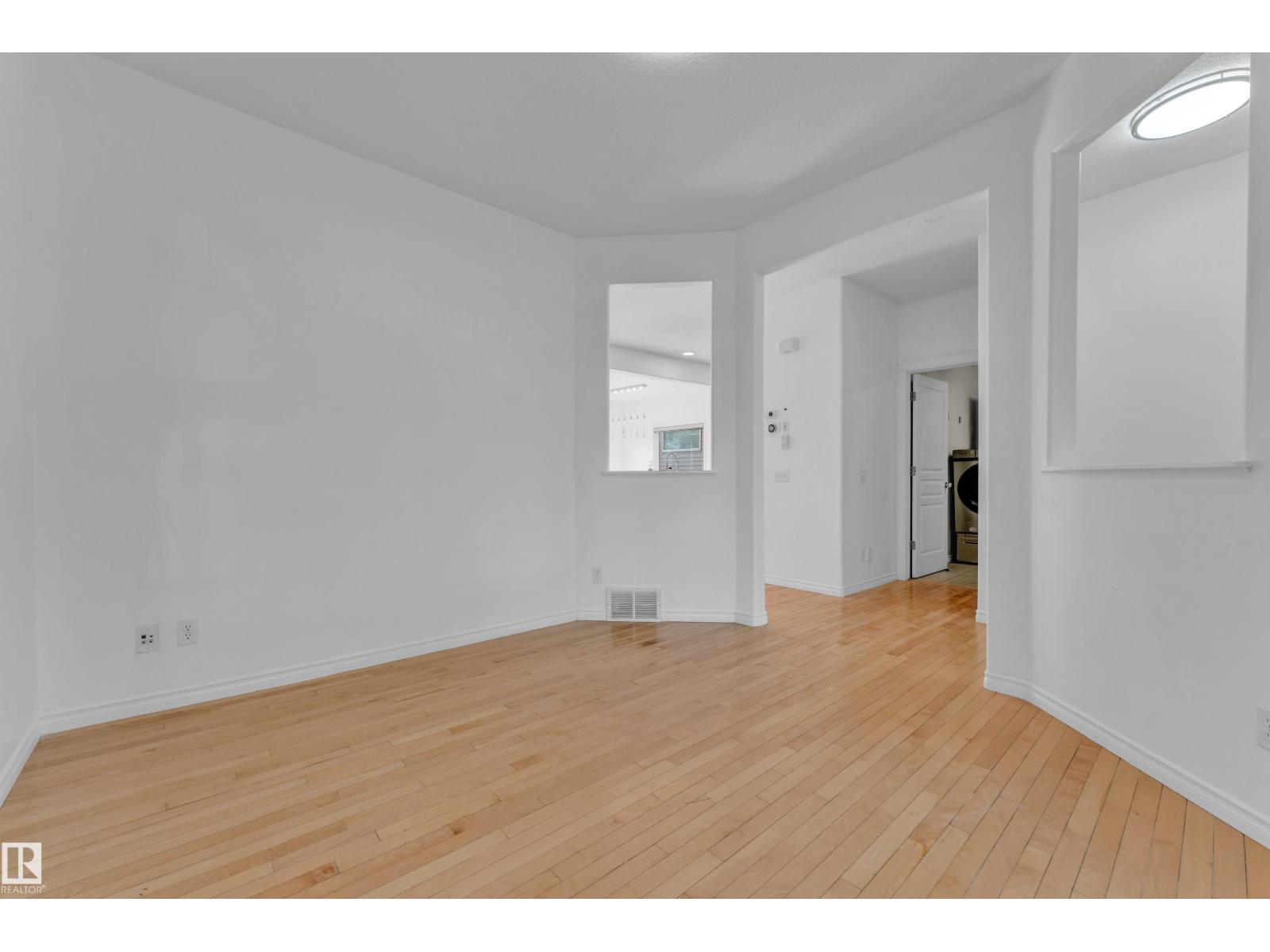 5528 209st NW, Edmonton — photo 8