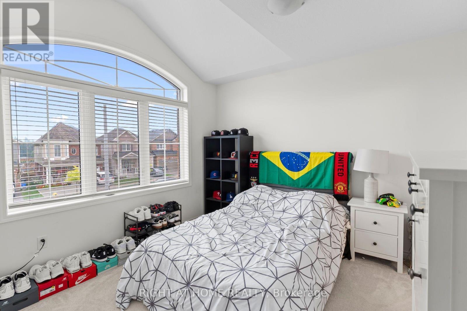 404 EQUESTRIAN WAY - Image 33