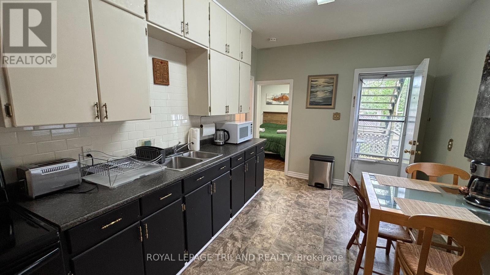 MAIN - 279 CHARLOTTE STREET, Central Elgin (Port Stanley) — photo 3
