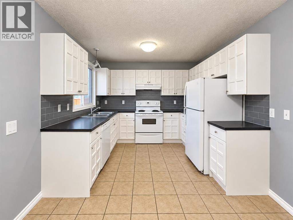 3, 1702 35 Street SE, Calgary — photo 9
