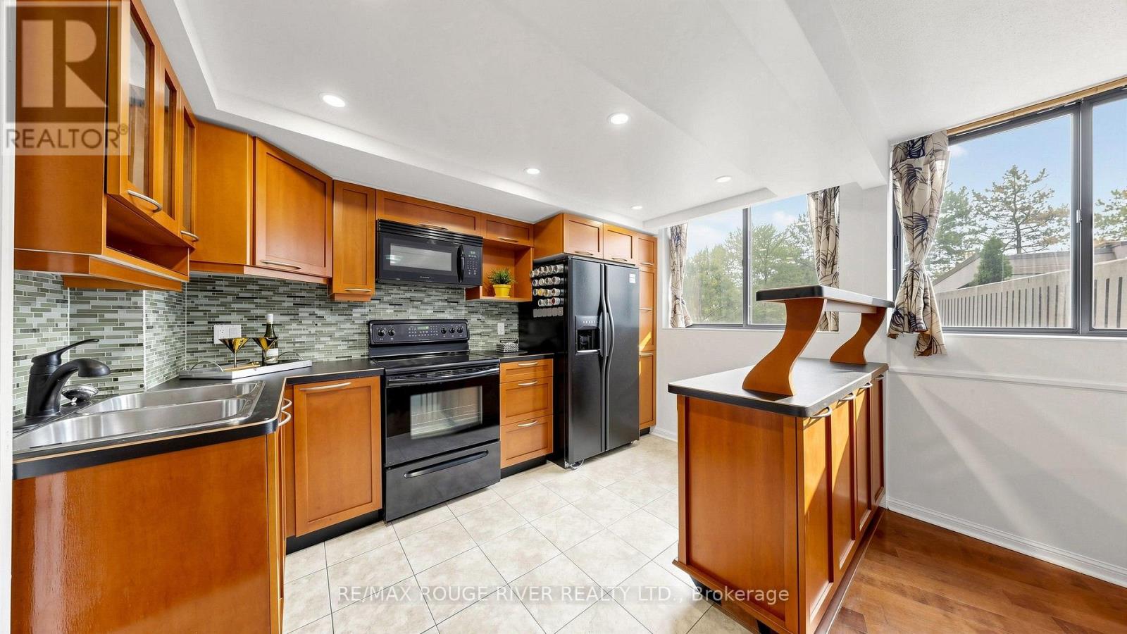 #206 757 VICTORIA PARK AVENUE - 18