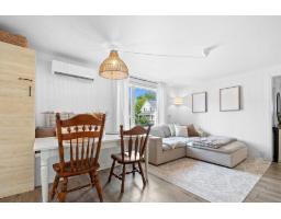 Laundry room - 342 Rue Desrosiers, Thurso, QC J0X3B0 Photo 8