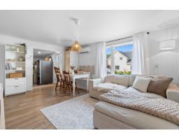 342 Rue Desrosiers, Thurso, QC J0X3B0 Photo 9