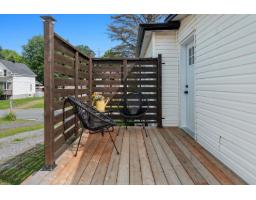 342 Rue Desrosiers, Thurso, QC J0X3B0 Photo 21