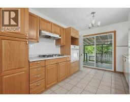 3pc Bathroom - 736 2 Street W, Cardston, AB T0K0K0 Photo 8