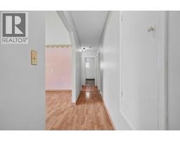 Kitchen - 736 2 Street W, Cardston, AB T0K0K0 Photo 11