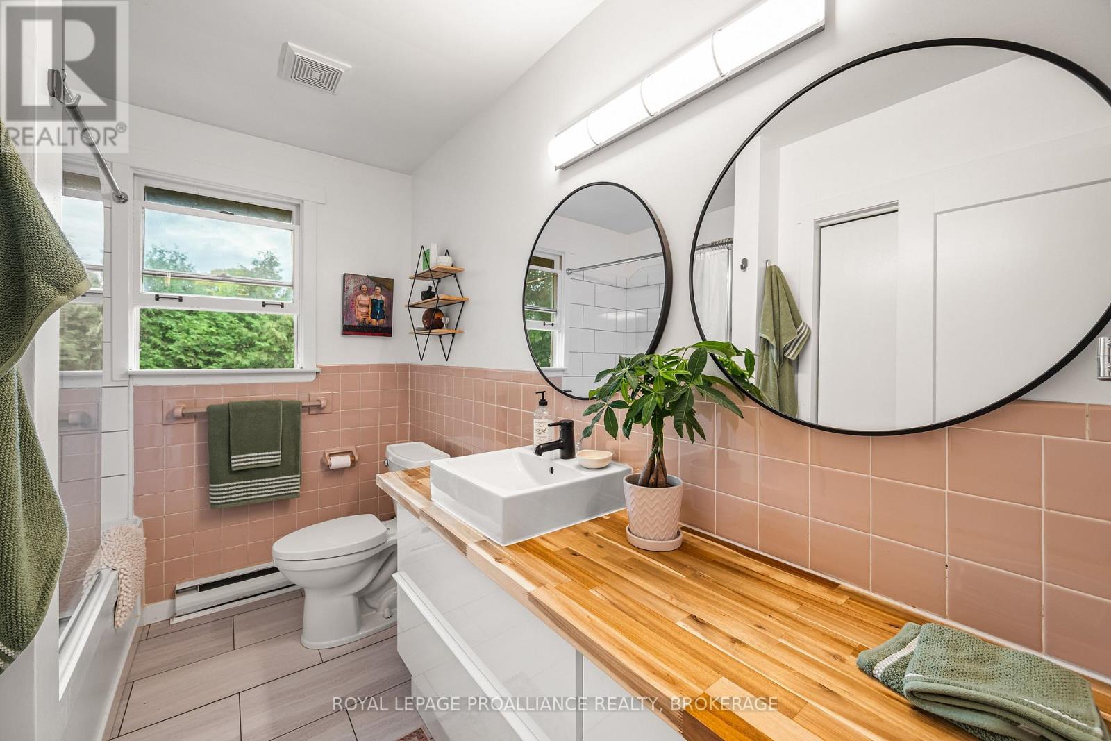 330 ELMWOOD DRIVE - Image 34