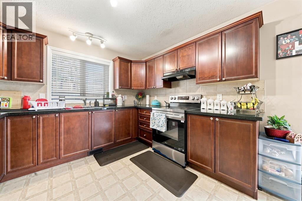 134 Luxstone Road SW - Image 10