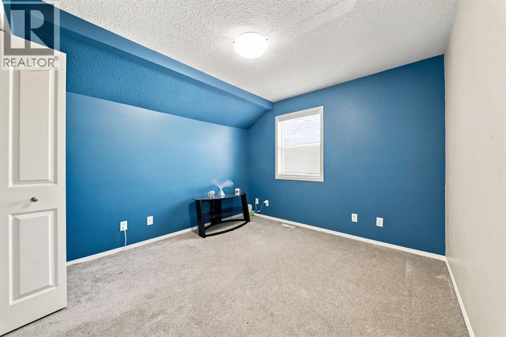 134 Luxstone Road SW - Image 24