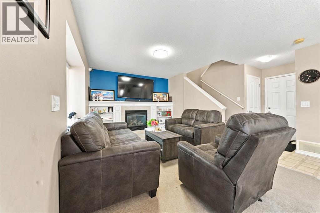 134 Luxstone Road SW - Image 5