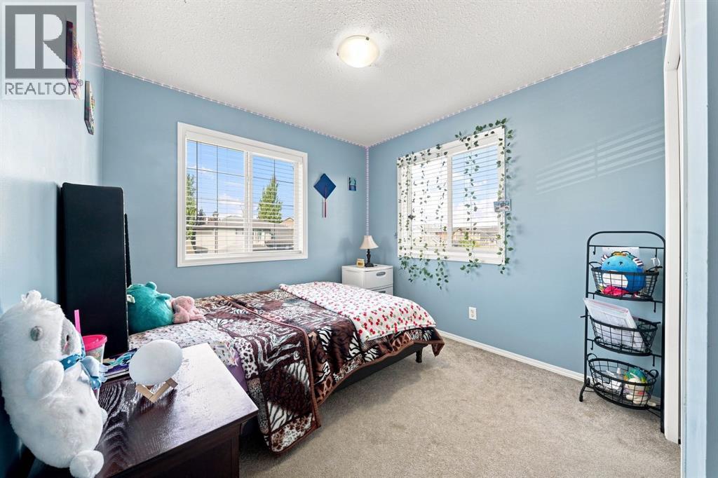 134 Luxstone Road SW - Image 22