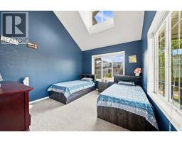 134 Luxstone Road SW - photo 12