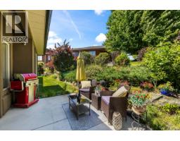 3871 Sonoma Pines Drive, West Kelowna, BC V4T2Z5 Photo 12
