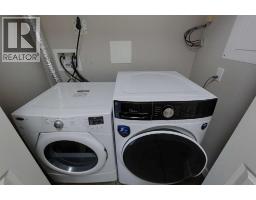 205, 709 6 Avenue Se, Slave Lake, AB T0G2A3 Photo 9