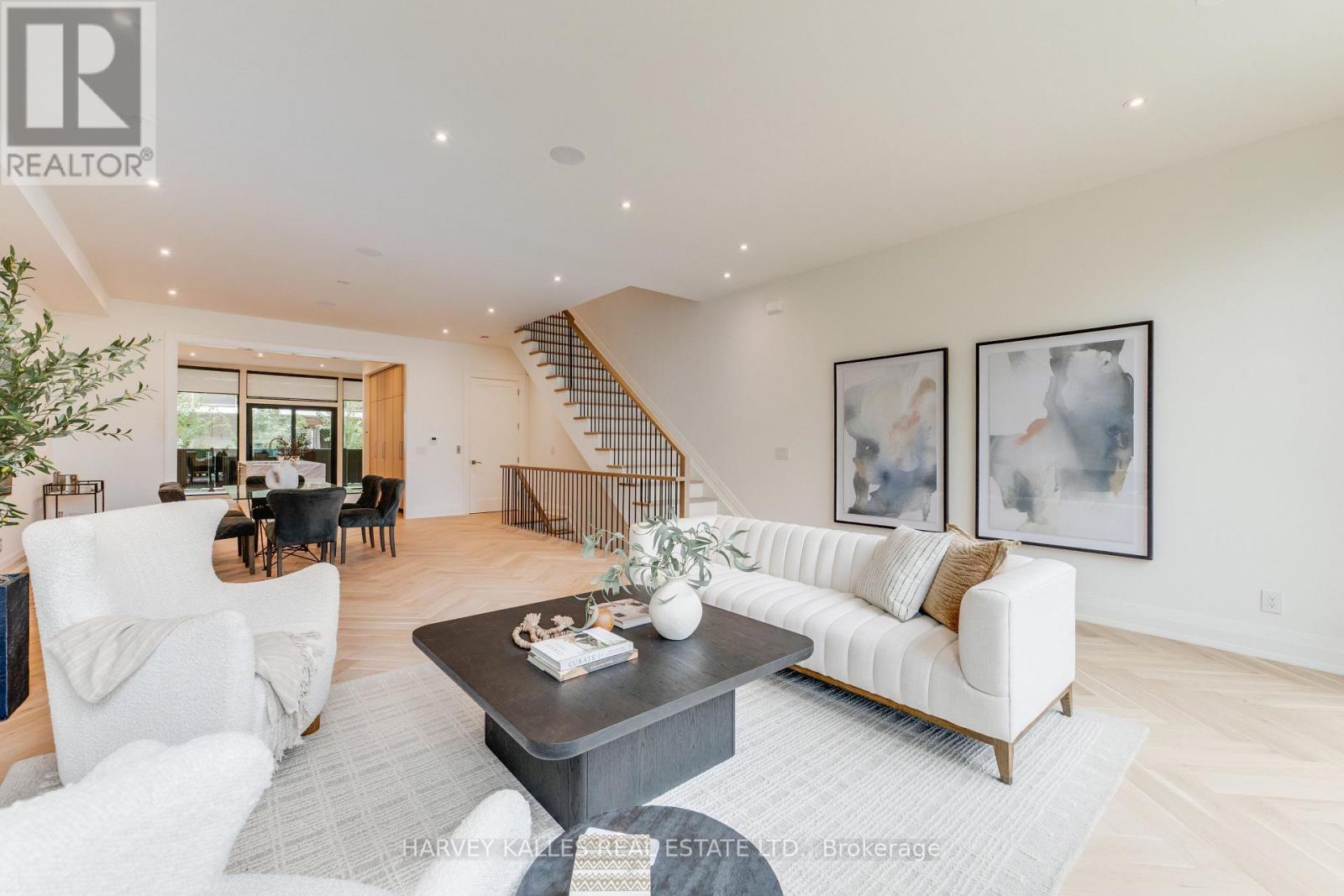 32 EVERGREEN GARDENS - Image 10