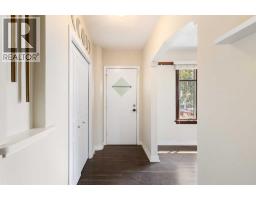 1741 24 Street SW - photo 3