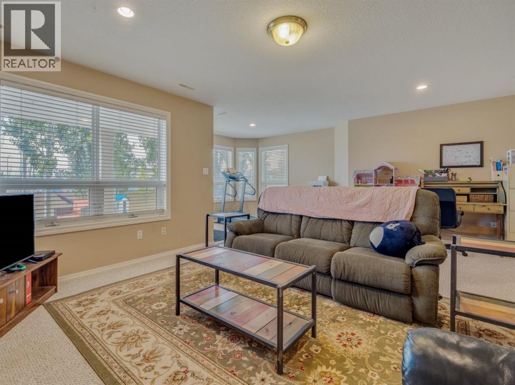 521 Fairmont Boulevard S - 22