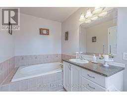 2181 Sunmeadow Street, Ottawa, ON K4A4W1 Photo 18