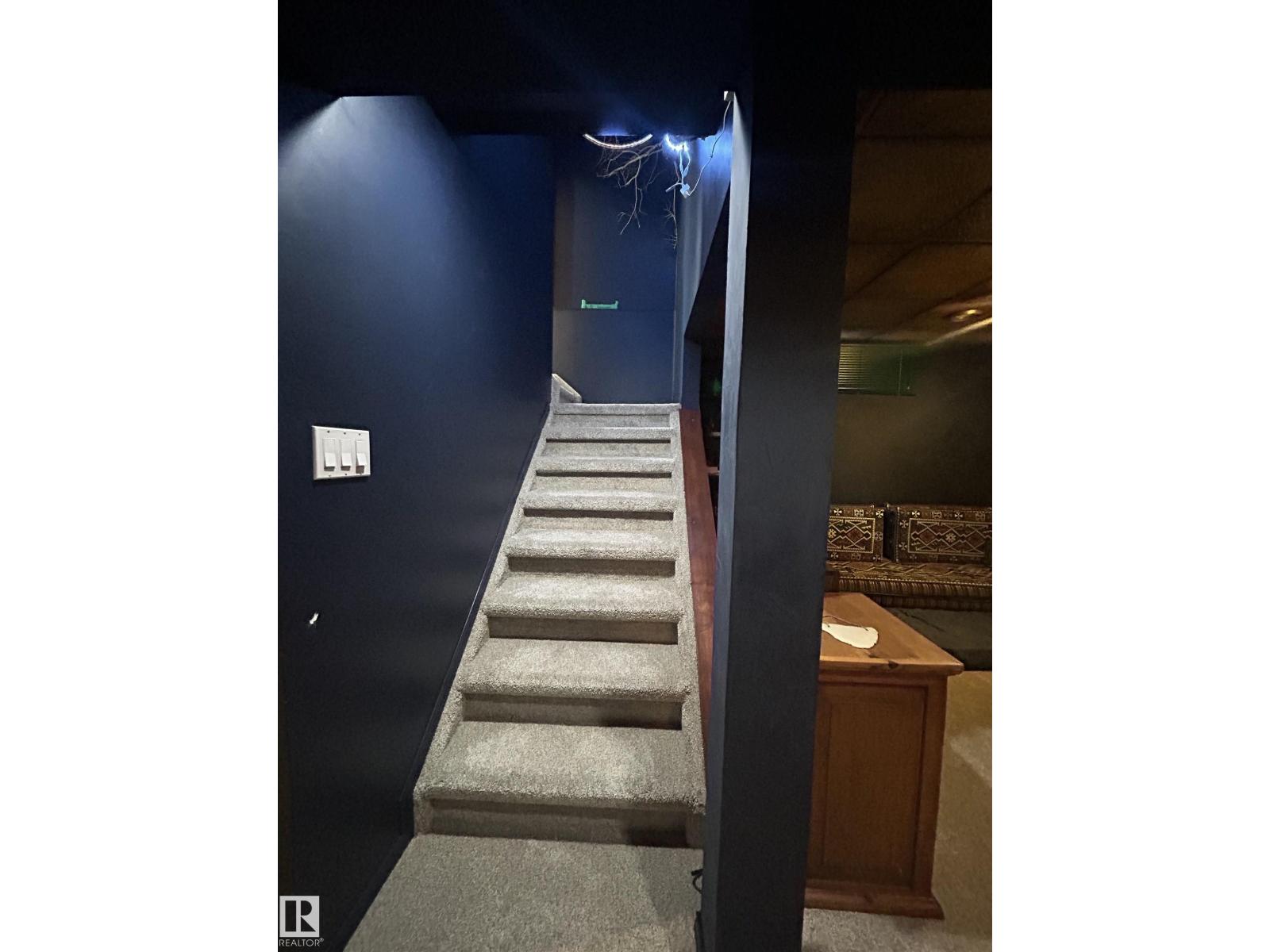 10678 Beaumaris RD NW - 26