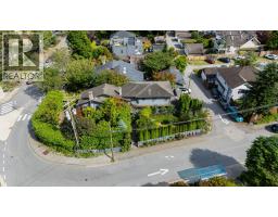 6650 Nelson Avenue, West Vancouver, BC V7W2B1 Photo 39