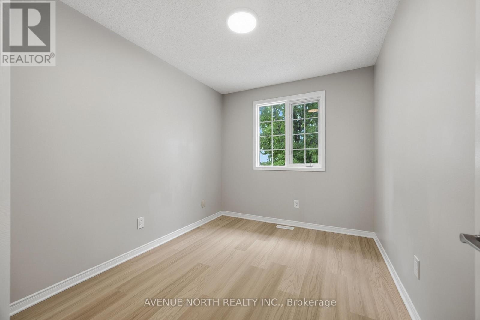 66 WOODGATE WAY - Image 30