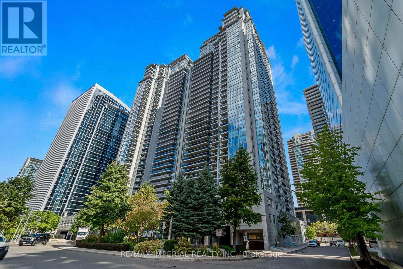 Photo of 4968 yonge Street