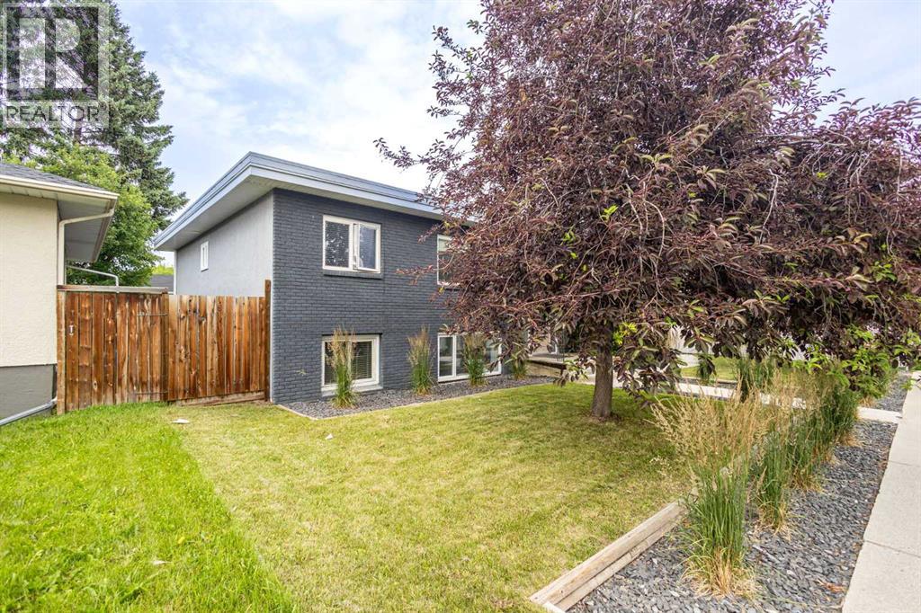 128 40 Avenue NW - 2