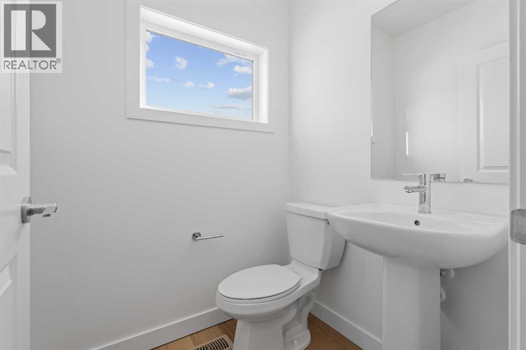 #1306 25 Wildwoods Court SW - Image 17