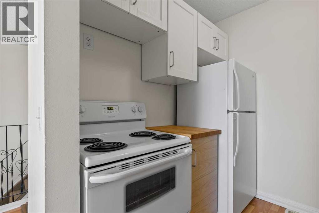 #4 4547 7 Avenue SE - 6