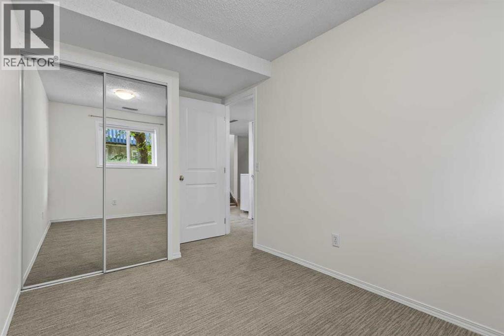 #4 4547 7 Avenue SE - 20