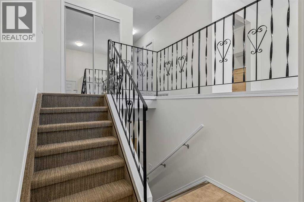 #4 4547 7 Avenue SE - 3