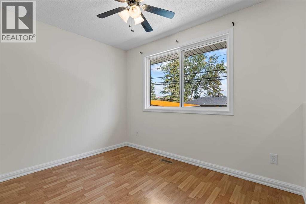 #4 4547 7 Avenue SE - 5