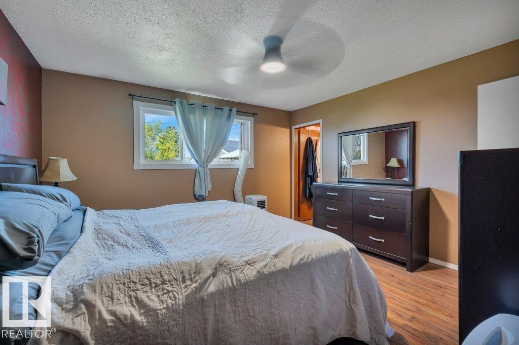 4512 49 ST - Image 23