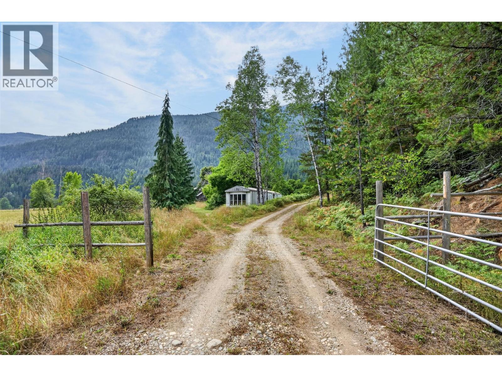 5795 Kaslo South Rd Road, Kaslo — photo 2