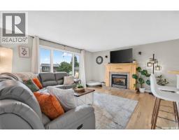 Family room - 1554 Cree Crescent, Moose Jaw, SK S6H7G3 Photo 10