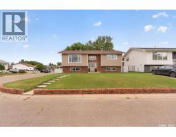 4pc Bathroom - 1554 Cree Crescent, Moose Jaw, SK S6H7G3 Photo 6