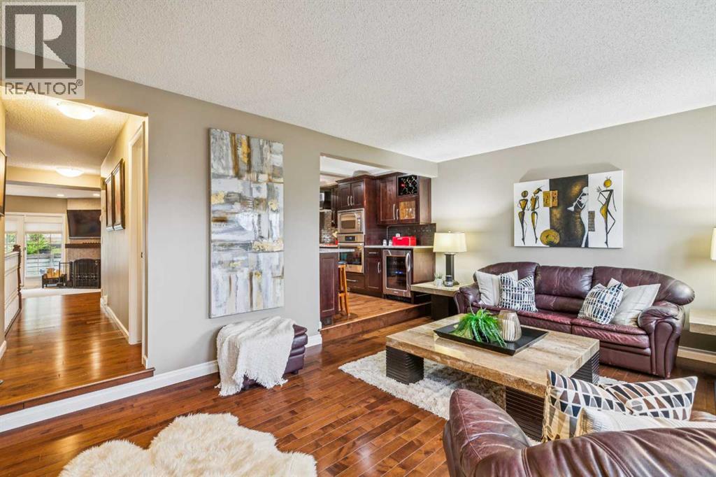 #22 448 Strathcona Drive SW - 18