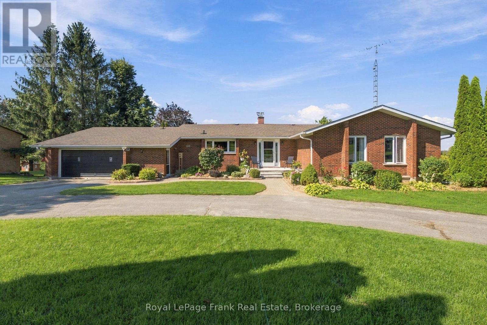 61 BLUEWATER AVENUE, Kawartha Lakes (Lindsay) — photo 2