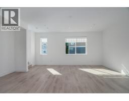 22 23108 Lougheed Highway, Maple Ridge, BC V2X2W3 Photo 11