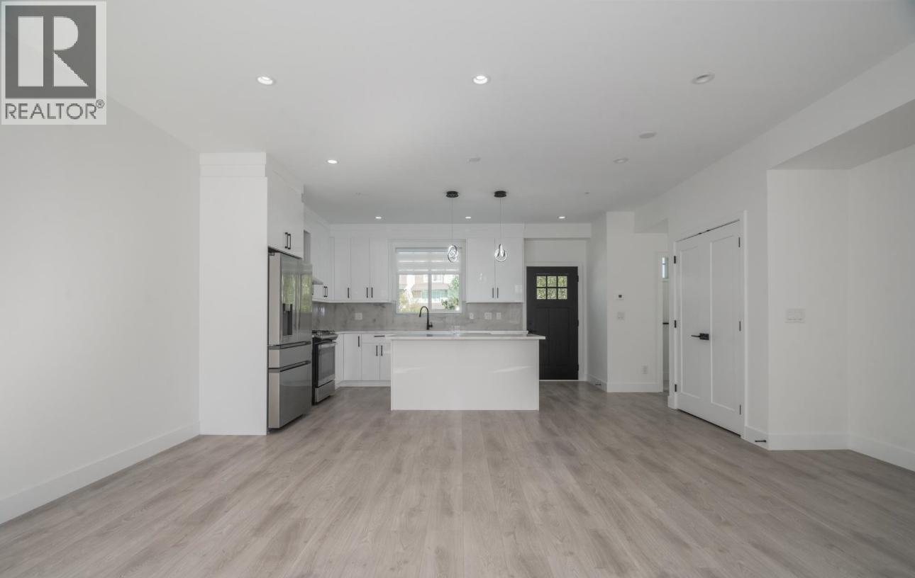 22 23108 LOUGHEED HIGHWAY, Maple Ridge — photo 8