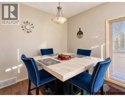 71 Evansford Circle NW - photo 22