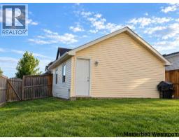 71 Evansford Circle NW - photo 35
