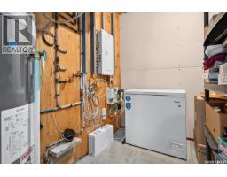 68 Brigham Road, Moose Jaw, SK S6K0A7 Photo 54