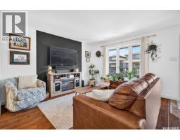 Primary Bedroom - 68 Brigham Road, Moose Jaw, SK S6K0A7 Photo 6
