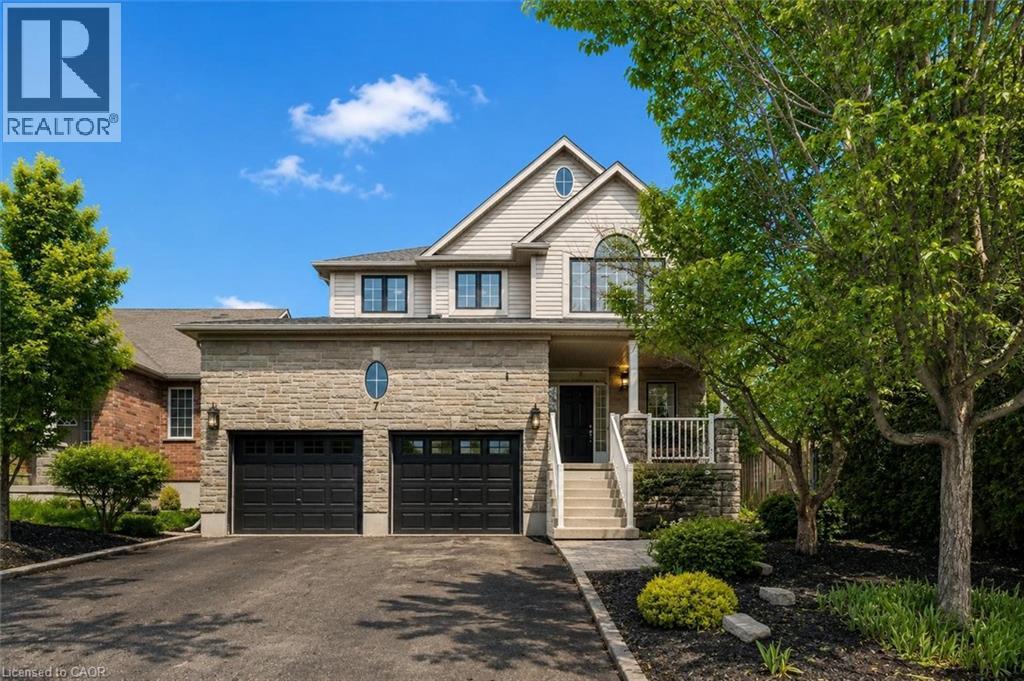 7 HARDY Street, Guelph — photo 2