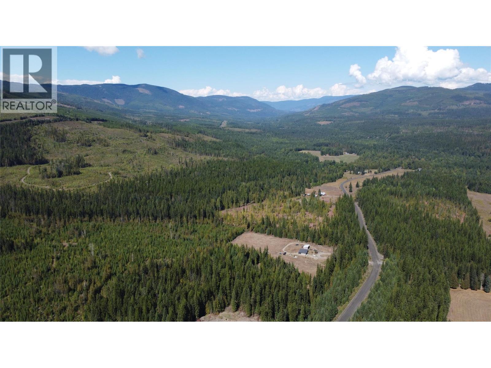 1336 Trinity Valley Road, Lumby