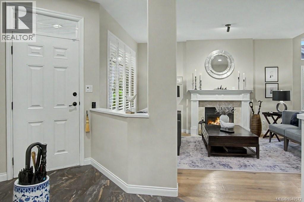 1359 Saturna Dr - 20