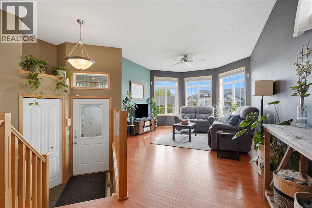 Listing photo – 14 Ladwig Close, Red Deer
