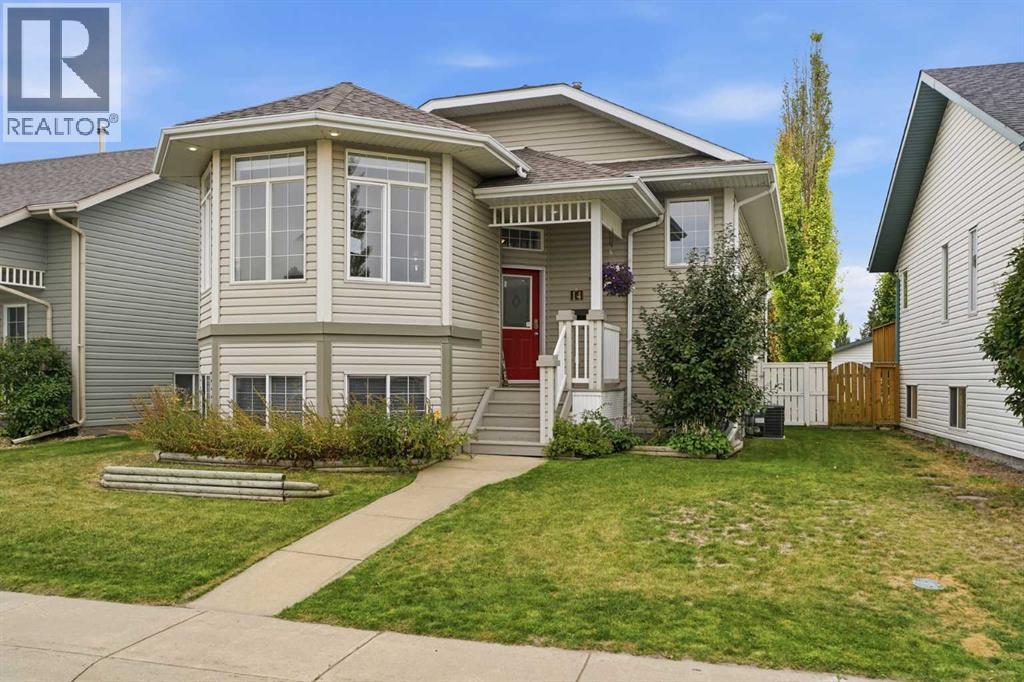 Listing photo – 14 Ladwig Close, Red Deer