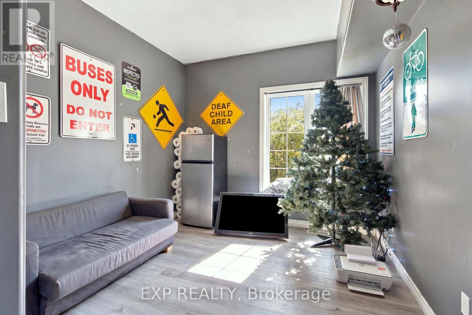 59 PARKER STREET - Image 40
